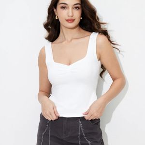 SAVANA Side Slit Sleeveless Top