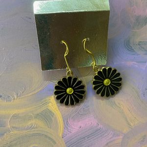 Cute Daisy Earrings