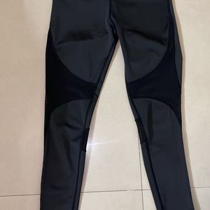 Black Mesh Stretchable Yoga Pant