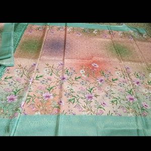 Floral Pattern Digital Softy Saree