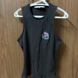 Cutout Top From HM. Never Worn! Stretchable