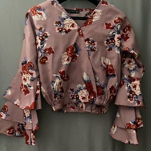 Puff Sleeve Floral Crop Top