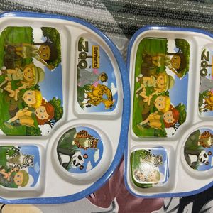 2 Plates With Three Compartments