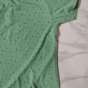 Cotton Green Colour New Good Quality T-shirt