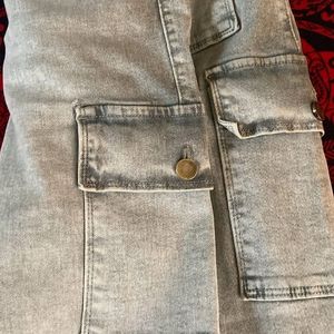 CARGO JEANS FOR WOMEN