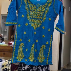 New Chikankari kurti L size