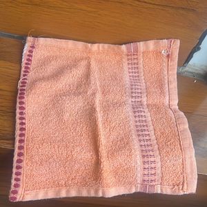 Women’s Handkerchief