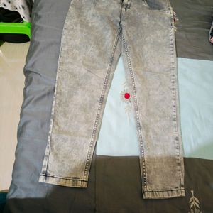 30/32 Once Worn Next To New Jeans