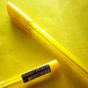 New Set Of 10 Yellow Colour Ball Pen