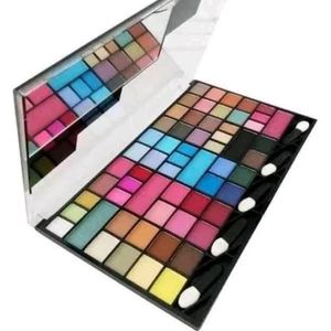 Beautiful 61 Shades Eyeshadow Palet