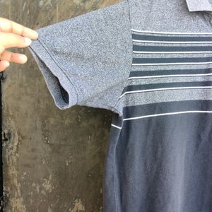 Dailywear Tshirt For Men Grey Colour (used)