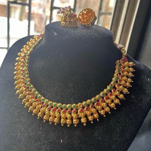 Golden Necklace Set