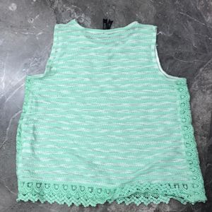 ELLE green top