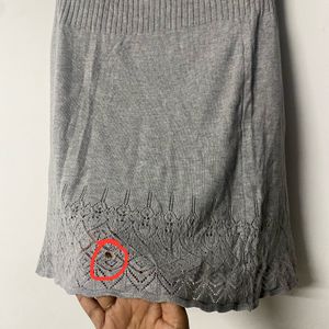 Comfortable Grey Knee-Length Skirt