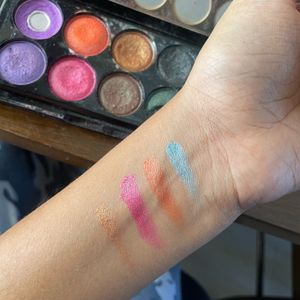 Pigmented Eyeshadow Pallete