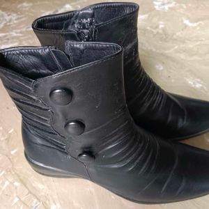 Ladies New  Boots