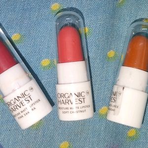 Organic Harvest Moisture Matte Lipstick Trio