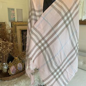 Burberry Shawl/stole