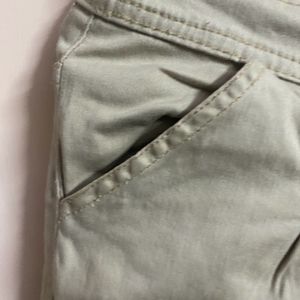 Women Tapered Beige Trouser’s