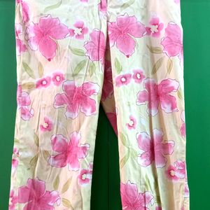 Floral Print Capri With Pocket