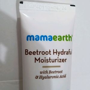 Mamaearth Betroot Moisturiser & Curd Smoothening