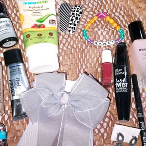 Gift Combo Makeup And Accessories