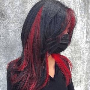 Red Clip-on Hair Extension (1)