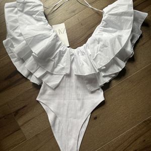 Zara white voluminous ruffle poplin bodysuit