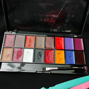 Mars Lipstick Palette