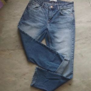 Zara Blue Lightly Distressed Jeans