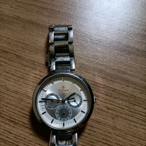 TITAN WRIST WATCH METAL BODY