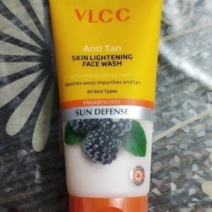 Anti Tan Skin Lightening Face Wash