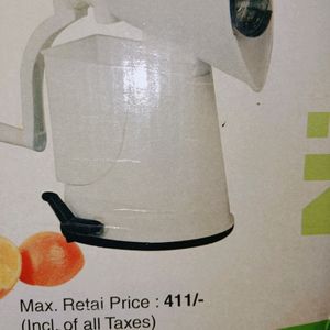 Nirmla Fruit Juicer