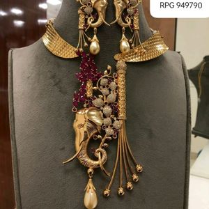 HIGH QUALITY ELEPHANT DESIGN DESIGNER NECKPIECE