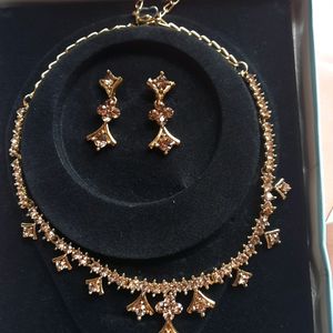 Gold Plated Single Necklace With Earrings