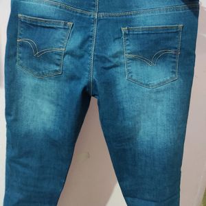 Lee Cooper Low Waist Jeans Very Comfortable.