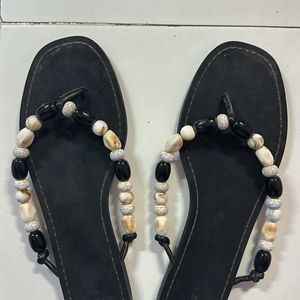 Zara Flats