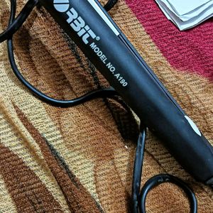 New With Tag Hair Straightener