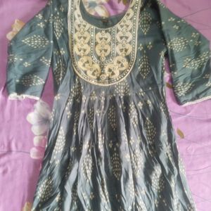 Women Short Kurti