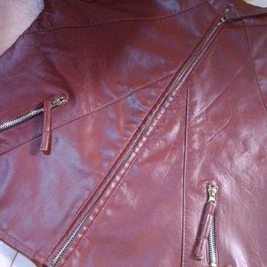 Women's Leather Jacket 🥰🤩❤️😍