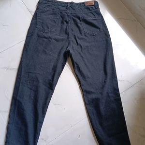 Black Straight Fit Jeans