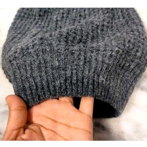 Woolen cap For Woman's