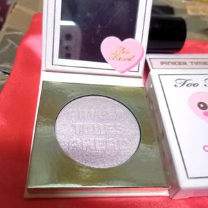 Too Faced Cheek Popper Highlighter