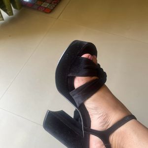 Black party Block Heel