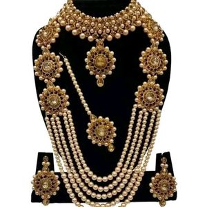 Rani Har And Chokar Set Magtika Earring