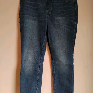 Plus Size Denim Jeans With Elastic Waist