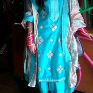 Salwar Suit