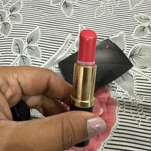 Estee Lauder Lipstick