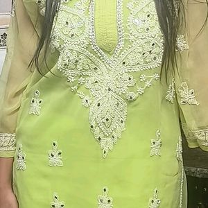 Chikankari Kurti