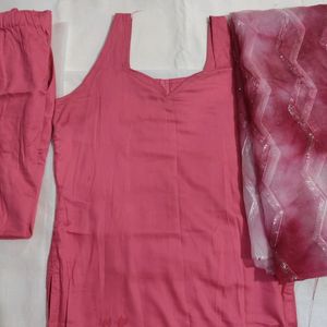 Pink Kurta Pyjama And Dupatta Set